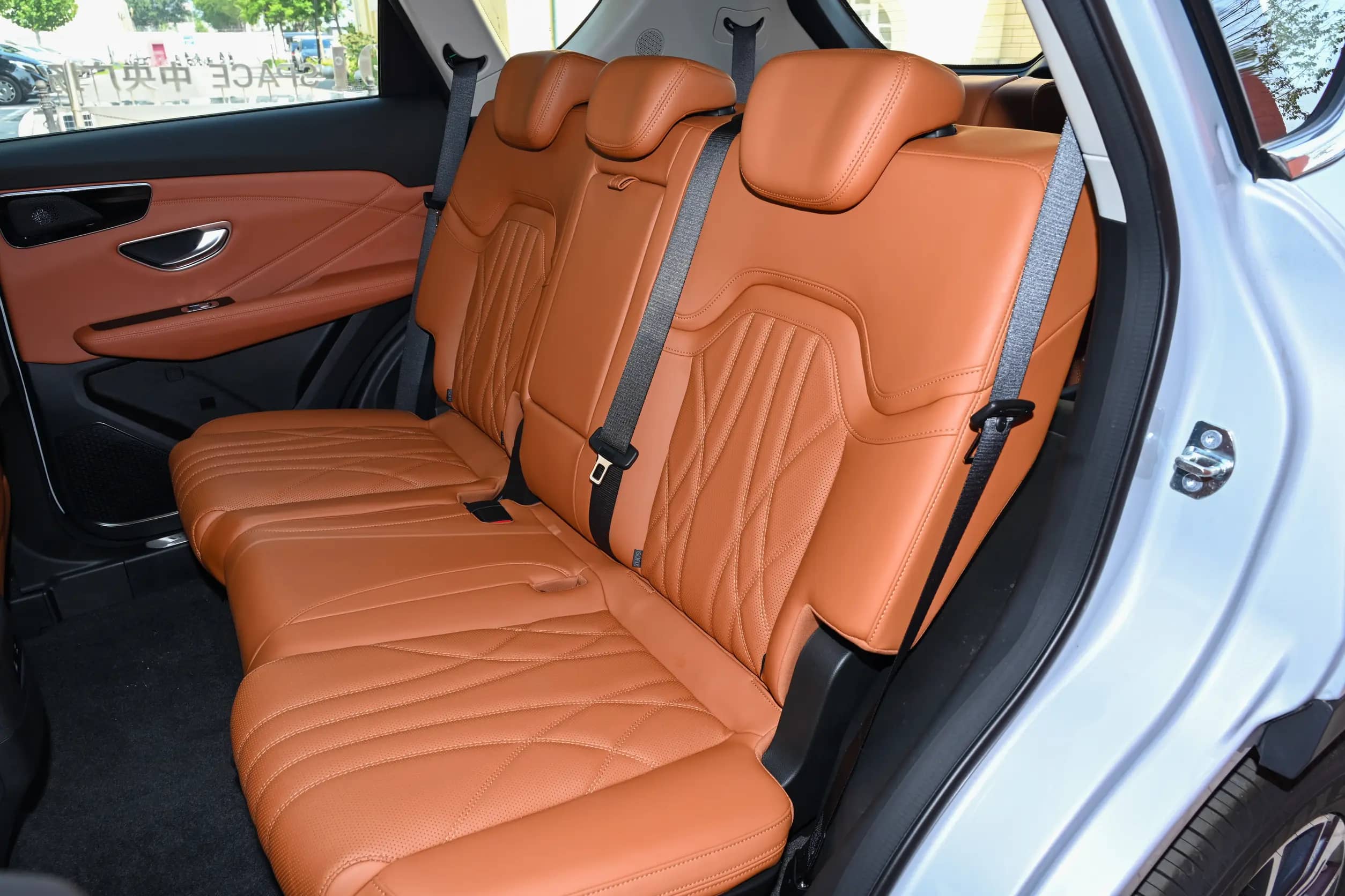 Jetour X70 PLUS 2026 MY 1.5T 7DCT Flagship